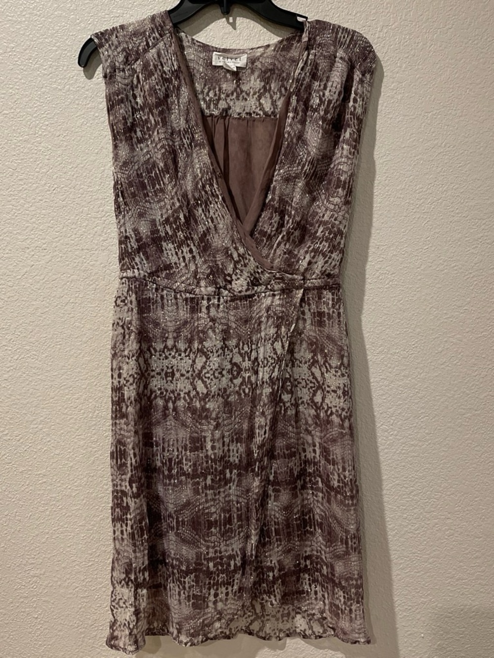 Velvet by Graham & Spencer Lavender Grey Patterned Sleeveless Wrap Midi Dress